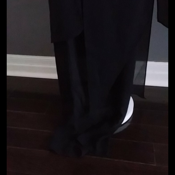 Flowing, asymetrical black pants - Picture 2 of 4